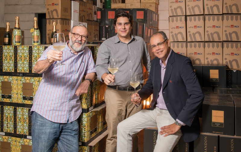 Edi��o 39 - Mat�ria com Aloisio Sotero, Luiz Figueiredo Filho e Ant�nio Marcos Freitas, s�cios da Wine in Pack (foto Bosco Lacerda)