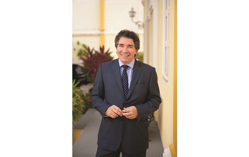 Ed.27 - Entrevista: Jânyio Janguiê Diniz - Meu nome é trabalho. Foto Bosco Lacerda